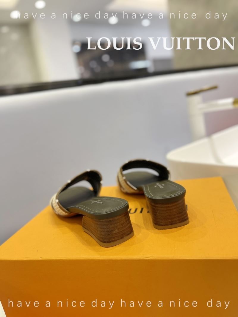 Louis Vuitton Slippers